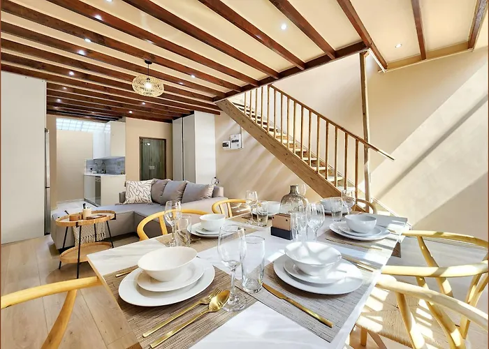 Newly Renovated, City Central, Spacious And Family Friendly