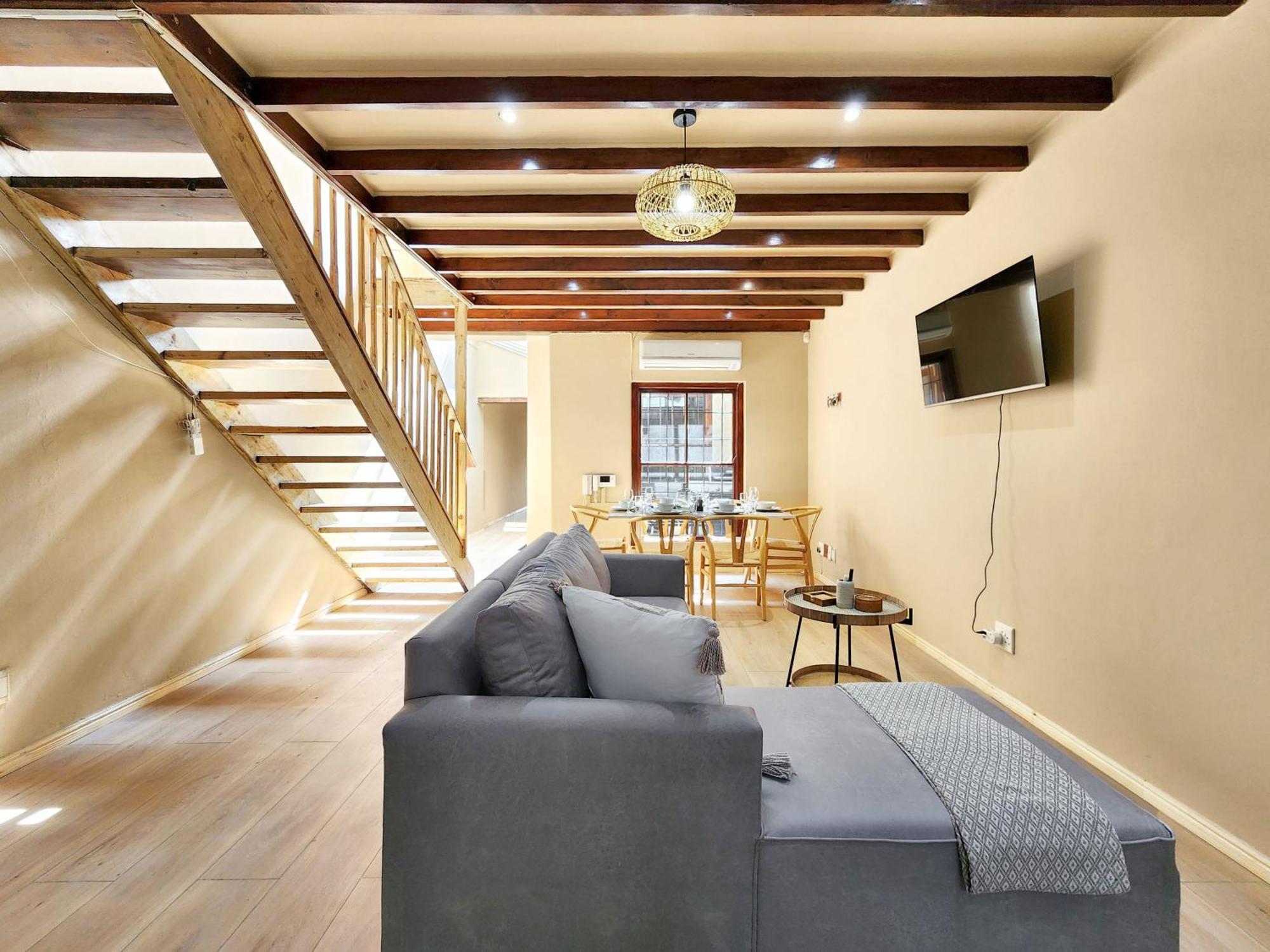 Newly Renovated, Central, Spacious And Family Friendly Holiday home