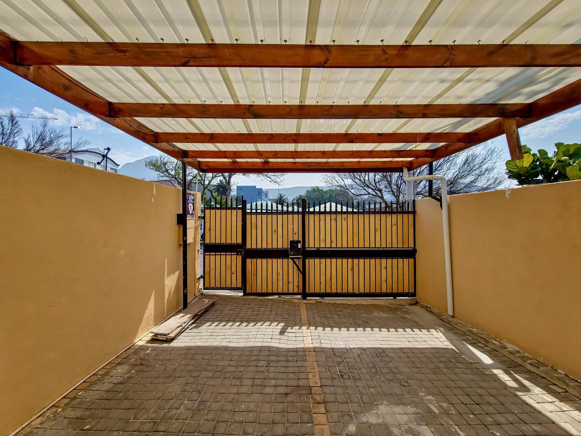 Newly Renovated, Central, Spacious And Family Friendly Holiday home