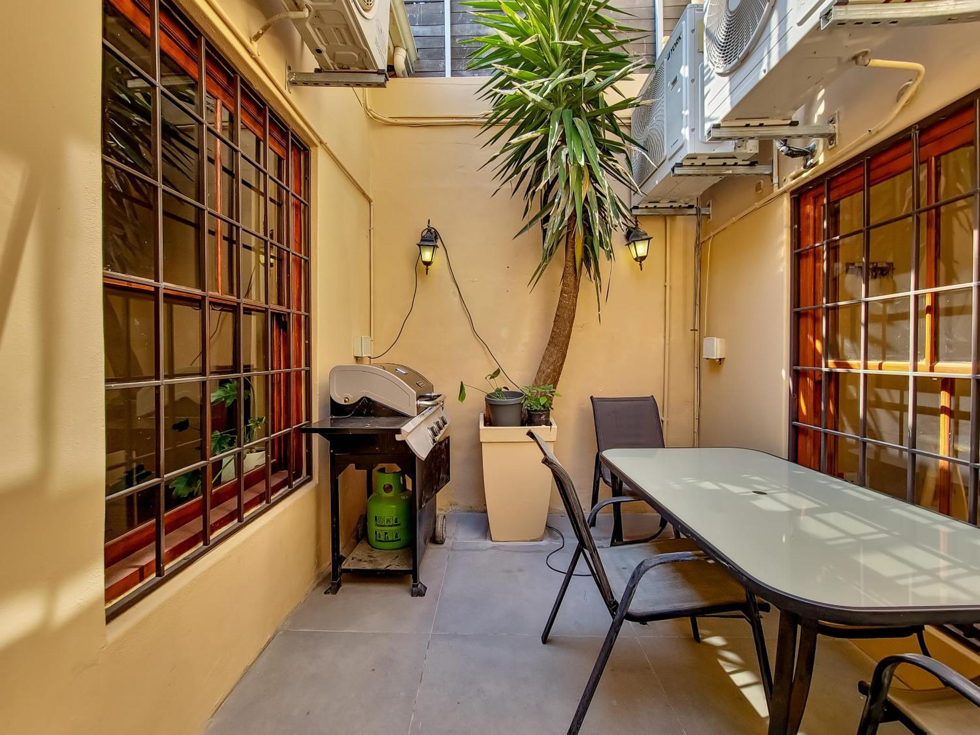 Newly Renovated, Central, Spacious And Family Friendly Holiday home
